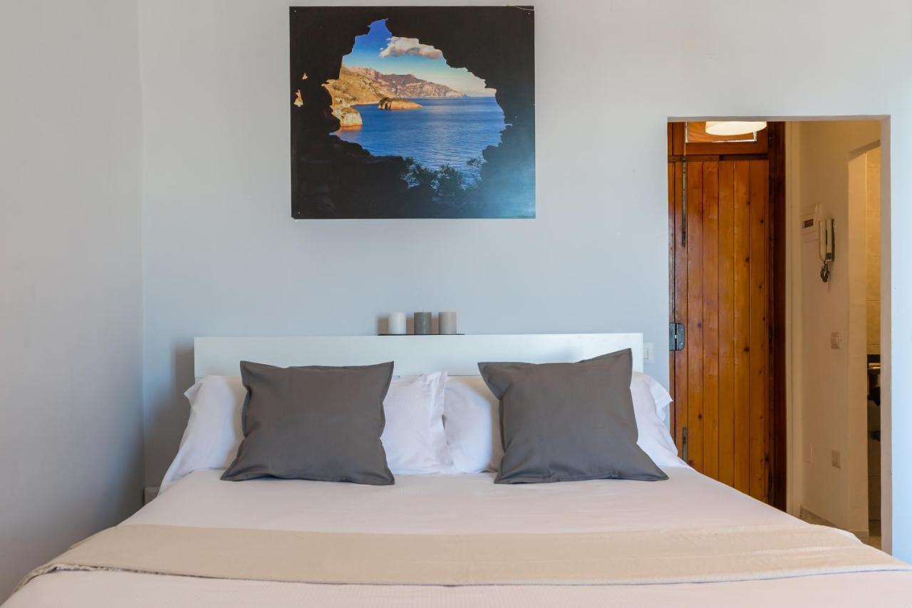 Seaview Apartment In Posillipo By Wonderful Italy بسكييرا ديل غاردا المظهر الخارجي الصورة