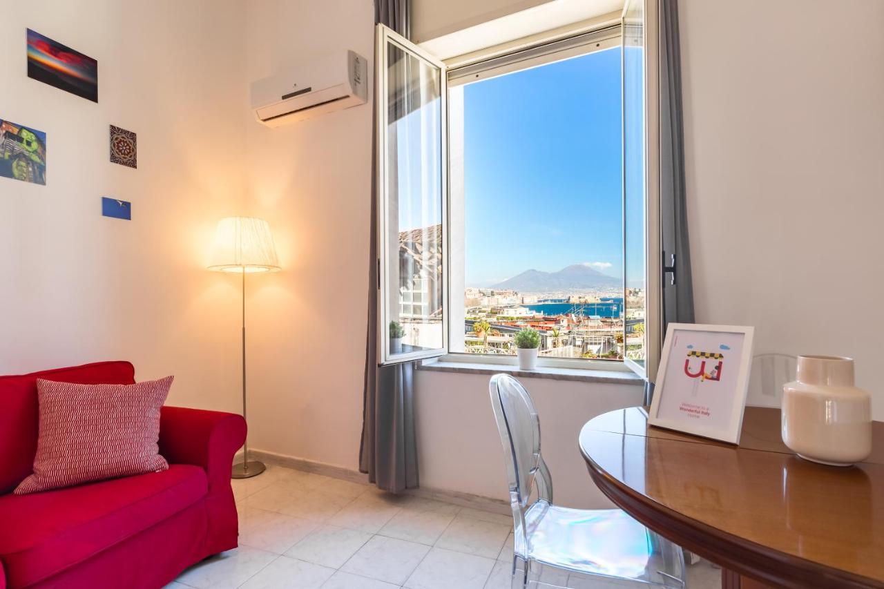 Seaview Apartment In Posillipo By Wonderful Italy بسكييرا ديل غاردا المظهر الخارجي الصورة